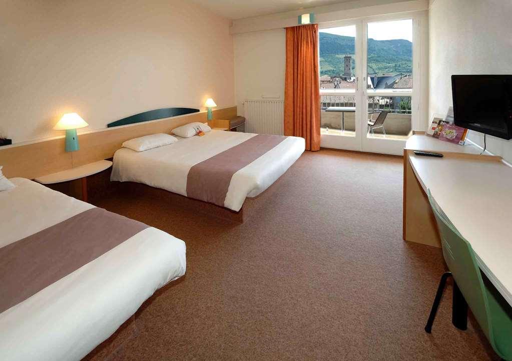 Ibis Centre Millau 호텔 객실 사진